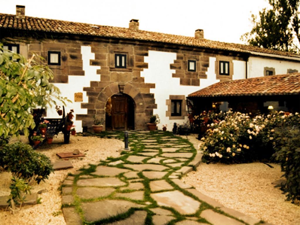 Отель La Casa De Las Brujas Баррио Экстерьер фото